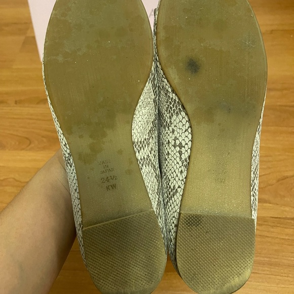 DIANA japanese brand snakeskin flats - Picture 9 of 12